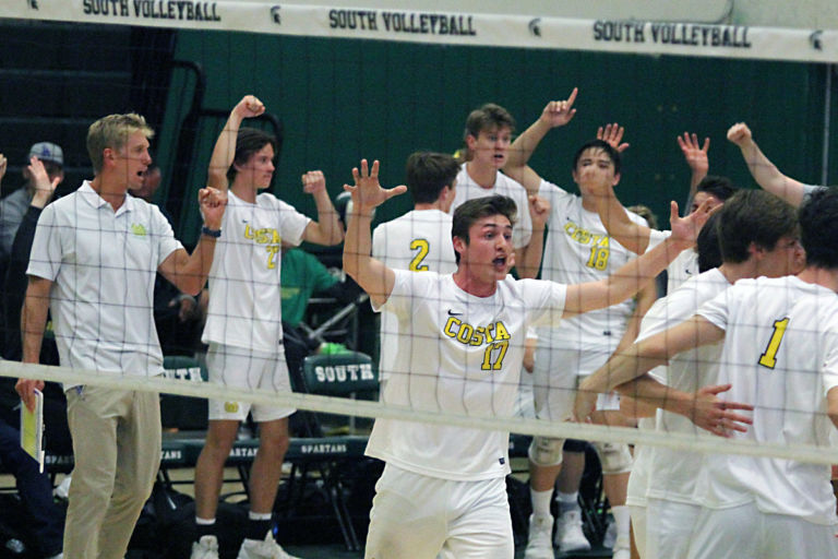 Costa Volleyball Wins Bay League; makes it to the quarterfinals for